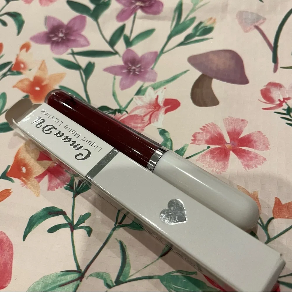 Vampy Matte Liquid Lipstick